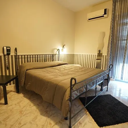 Hotel Stefany Lago Patria Exterior photo