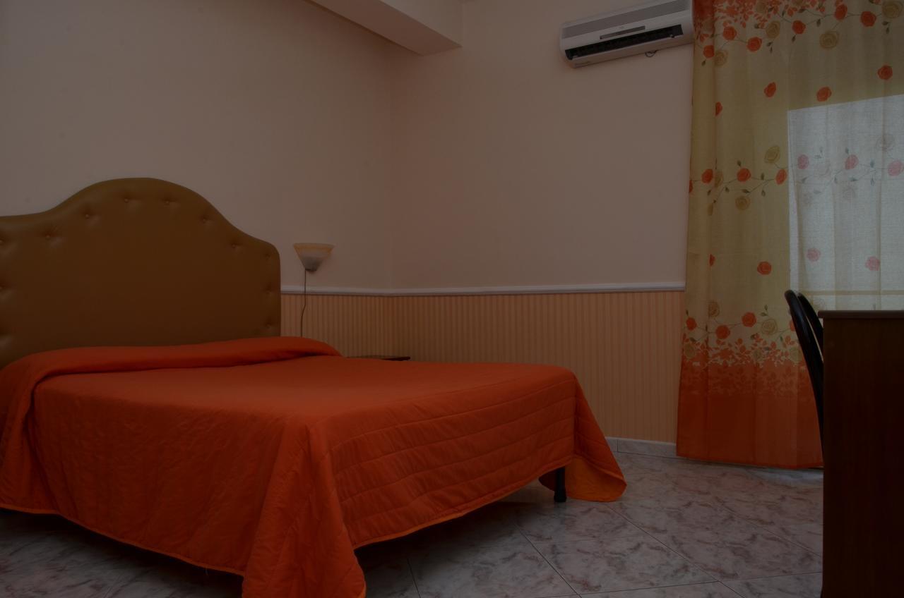 Stefany Hotel 3*